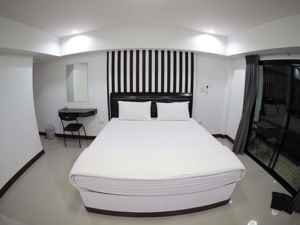B.M.P Resort Khao Lak Luaran gambar