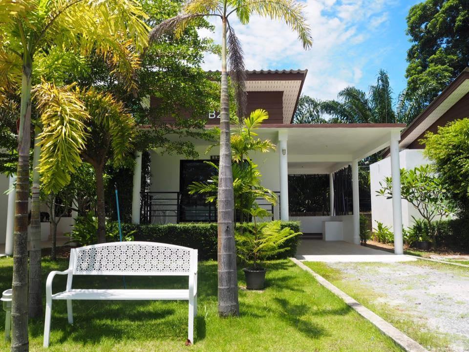 B.M.P Resort Khao Lak Luaran gambar